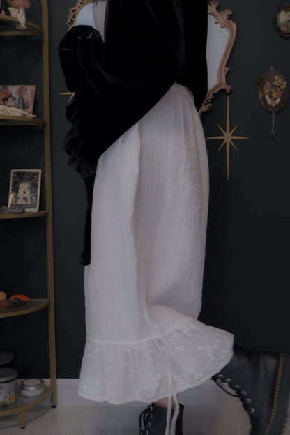 Lily bloomers